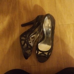 Xappeal black size 7 strappy heels